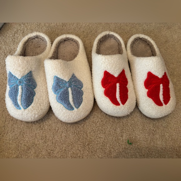 Shoes - Cozy Women’s Slippers with Bow Design